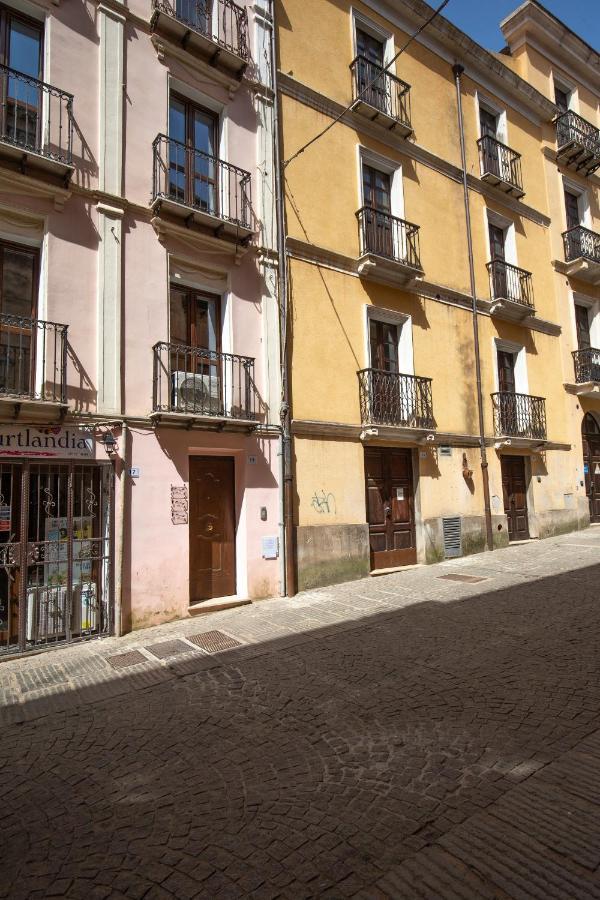 Via Cavour 19, Appartamento Del Conte อีเกลเซียส ภายนอก รูปภาพ